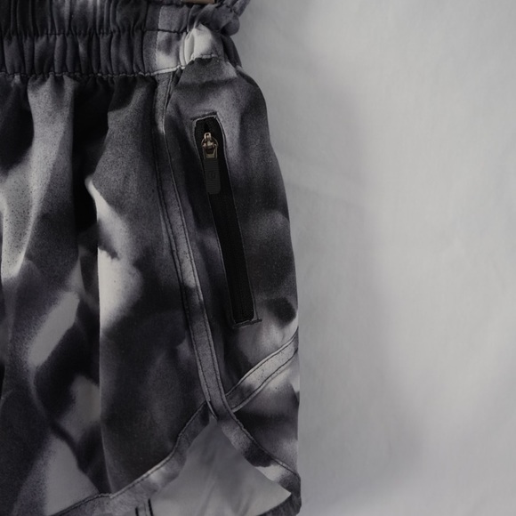 Lululemon Track That 3 Short - Picture 2 of 2